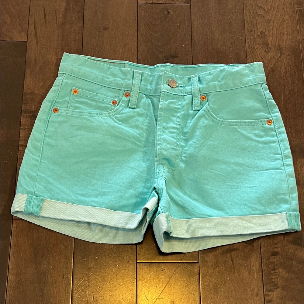 Levis 501 Women's Shorts 27